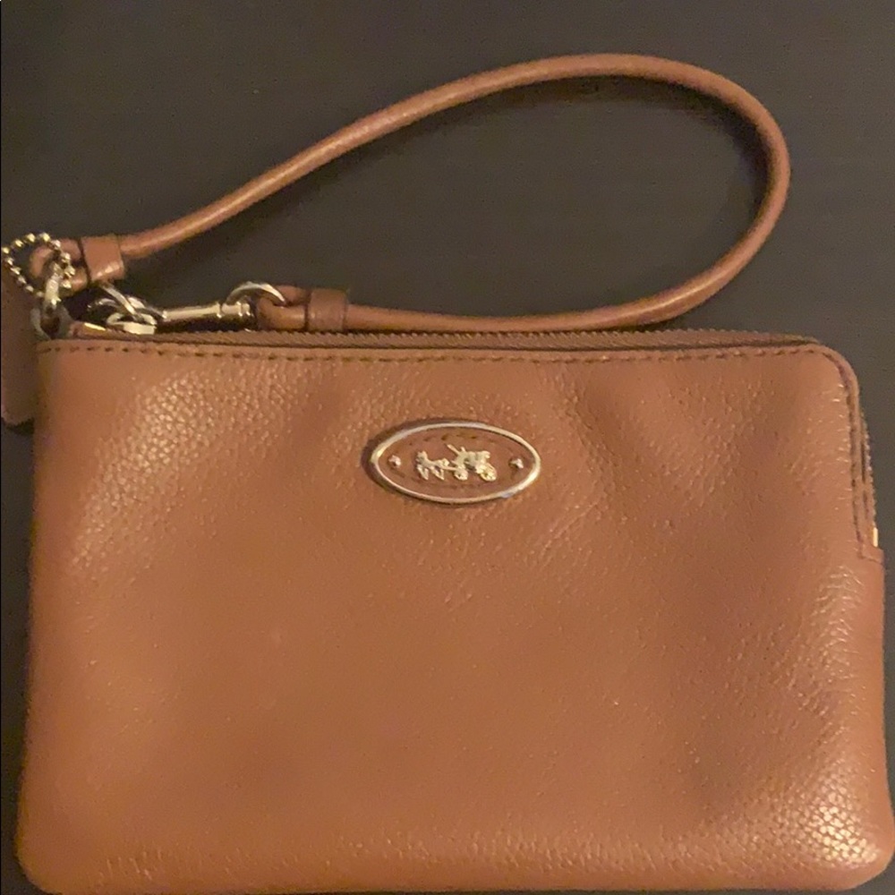 COACH Light Saddle zip wristlet leather wallet